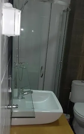 Oliva Lugo Lux *
