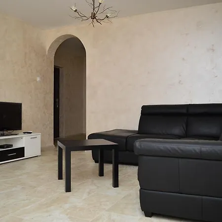 Oliva Lugo Lux Podgorica